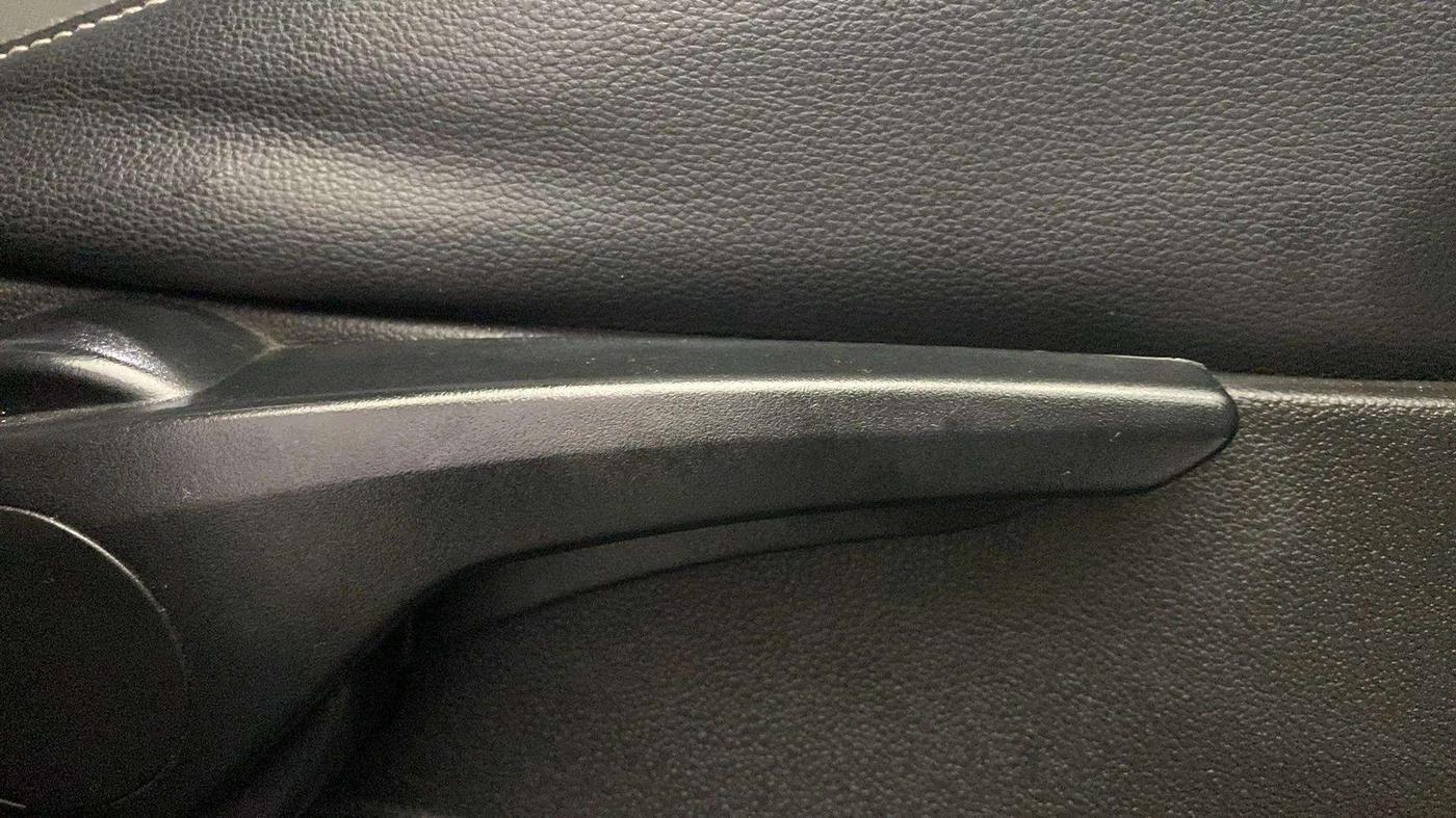 2018 Tata TIGOR XZ PLUS PETROL, Petrol, Manual, 70,181 km, Driver Side Adjustment Panel