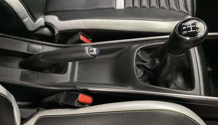 2021 Maruti Baleno ZETA PETROL 1.2, CNG, Manual, 68,210 km, Gear Lever