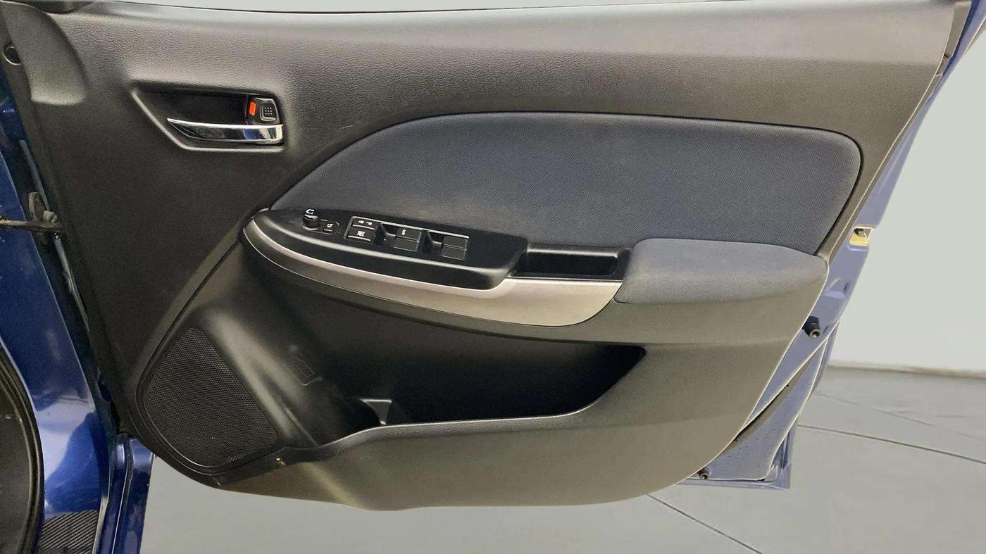 2021 Maruti Baleno ZETA PETROL 1.2, CNG, Manual, 68,210 km, Driver Side Door Panels Control