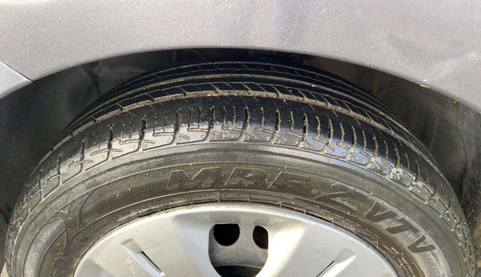 2013 Hyundai Grand i10 MAGNA 1.2 KAPPA VTVT, Petrol, Manual, 87,068 km, Left Front Tyre Tread