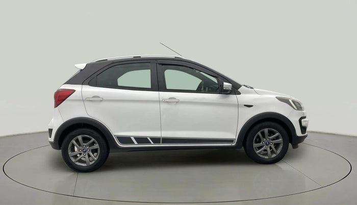 2019 Ford FREESTYLE TITANIUM 1.5 DIESEL, Diesel, Manual, 87,684 km, Right Side View