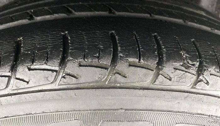 2019 Ford FREESTYLE TITANIUM 1.5 DIESEL, Diesel, Manual, 87,684 km, Left Rear Tyre Tread