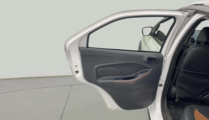2019 Ford FREESTYLE TITANIUM 1.5 DIESEL, Diesel, Manual, 87,684 km, LHS Rear Door