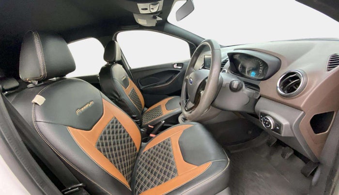 2019 Ford FREESTYLE TITANIUM 1.5 DIESEL, Diesel, Manual, 87,684 km, Right Side Front Door Cabin