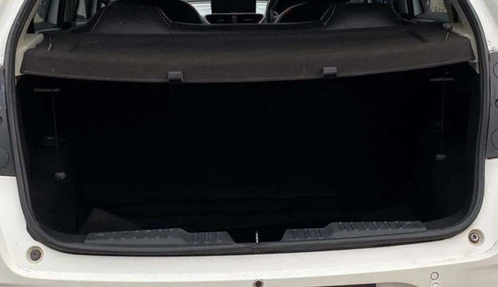 2022 Tata ALTROZ XE PLUS PETROL, Petrol, Manual, 35,643 km, Boot Inside