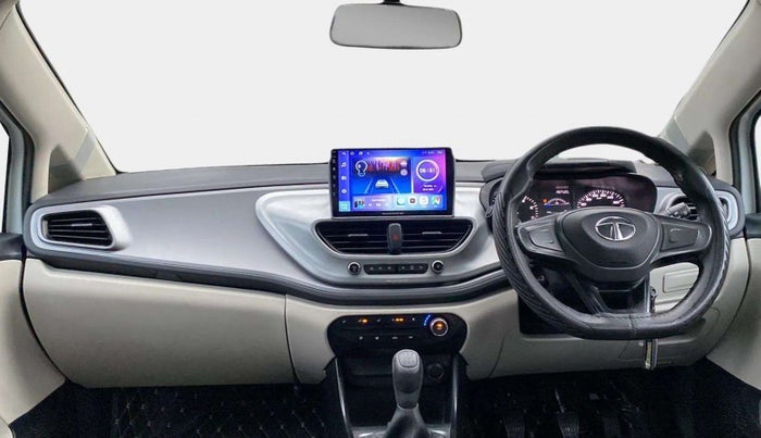 2022 Tata ALTROZ XE PLUS PETROL, Petrol, Manual, 35,643 km, Dashboard