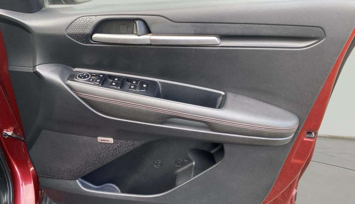 2021 KIA SONET GTX PLUS 1.5 AT, Diesel, Automatic, 78,622 km, Driver Side Door Panels Control