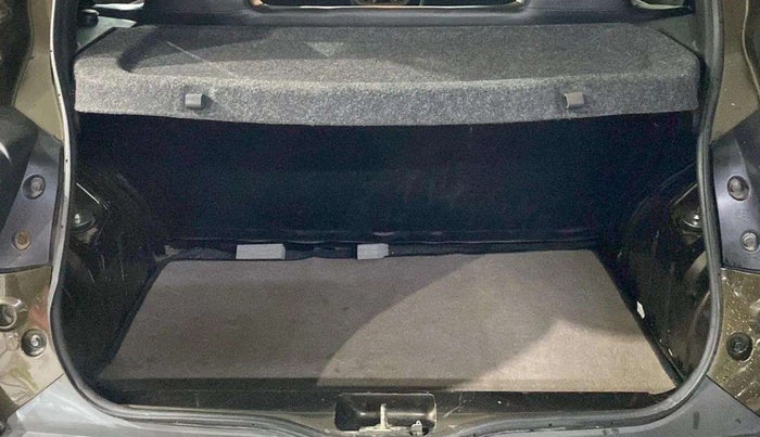 2020 Renault Kwid RXT 1.0 AMT (O), Petrol, Automatic, 23,044 km, Boot Inside
