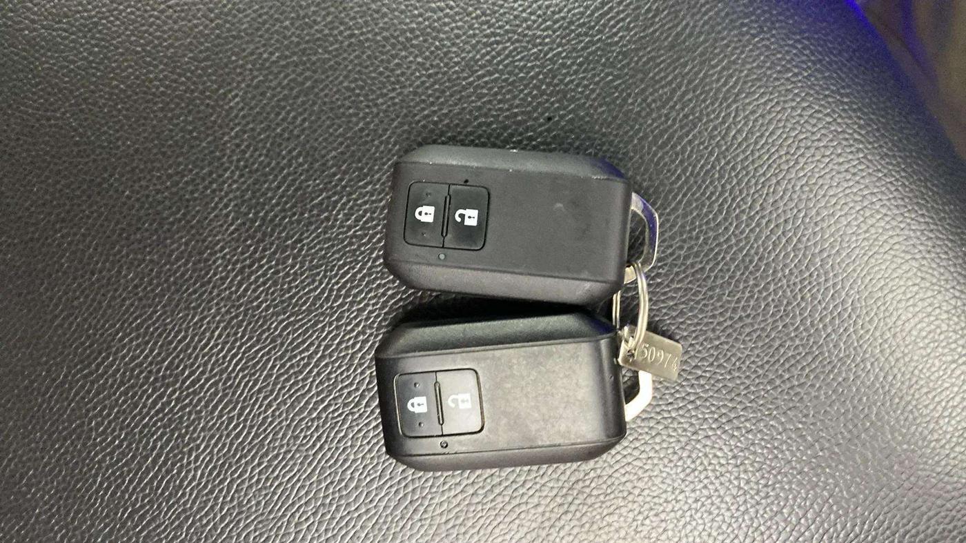 2020 Maruti Baleno ZETA PETROL 1.2, Petrol, Manual, 21,314 km, Key Close Up