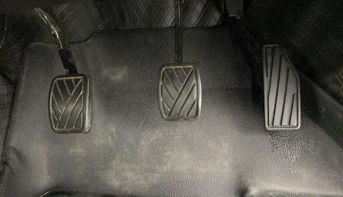 2020 Maruti Baleno ZETA PETROL 1.2, Petrol, Manual, 21,314 km, Pedals