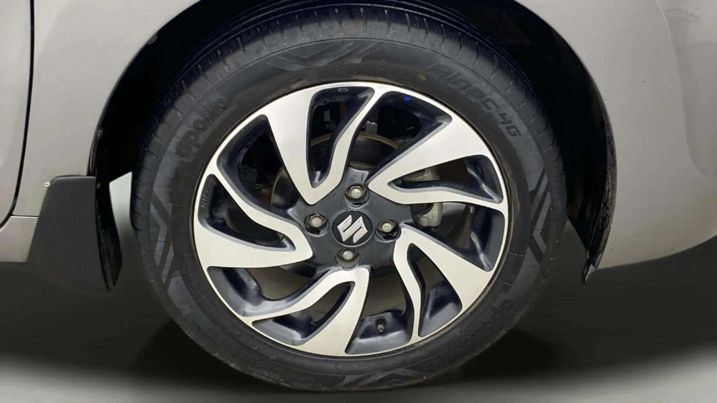 2020 Maruti Baleno ZETA PETROL 1.2, Petrol, Manual, 21,314 km, Right Front Wheel