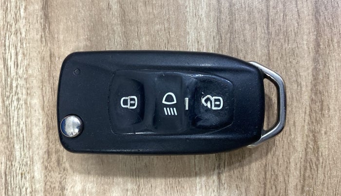2019 Tata Tiago XZ PLUS PETROL, Petrol, Manual, 91,969 km, Key Close Up