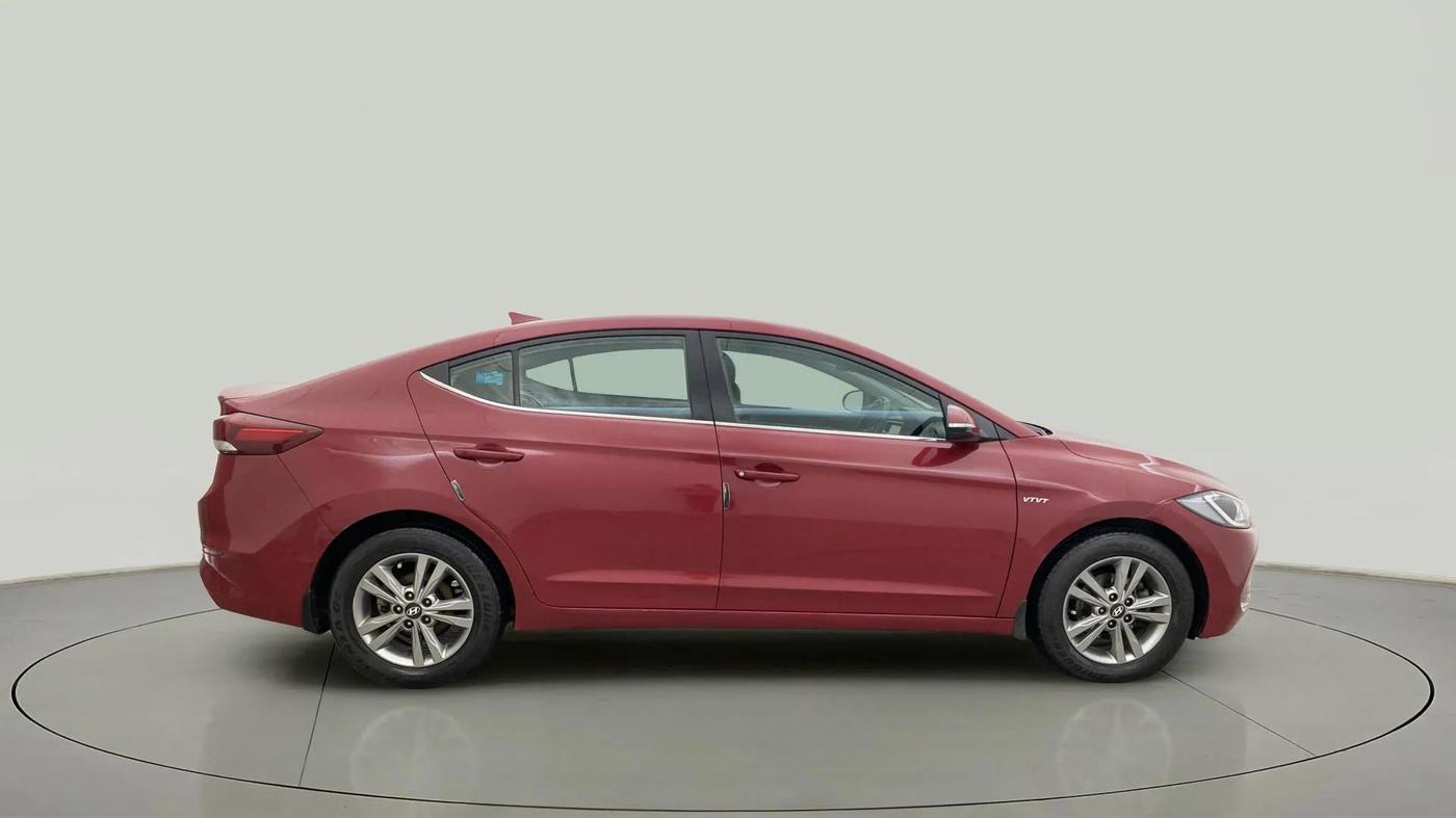 2017 Hyundai New Elantra 2.0 SX MT PETROL, Petrol, Manual, 72,965 km, Right Side View