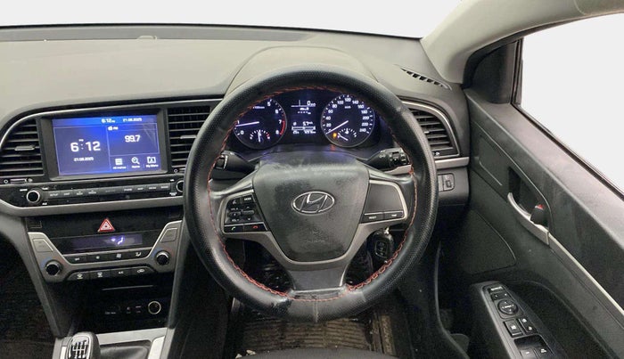 2017 Hyundai New Elantra 2.0 SX MT PETROL, Petrol, Manual, 72,965 km, Steering Wheel Close Up