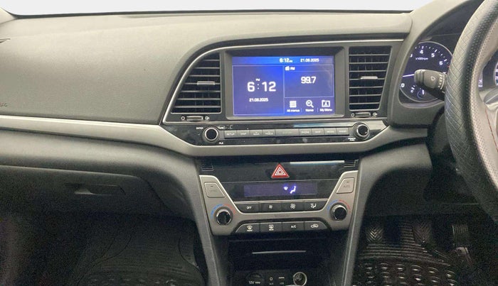 2017 Hyundai New Elantra 2.0 SX MT PETROL, Petrol, Manual, 72,965 km, Air Conditioner
