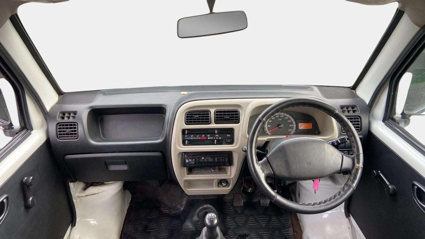 2018 Maruti Eeco 5 STR WITH A/C+HTR, Petrol, Manual, 32,318 km, Dashboard