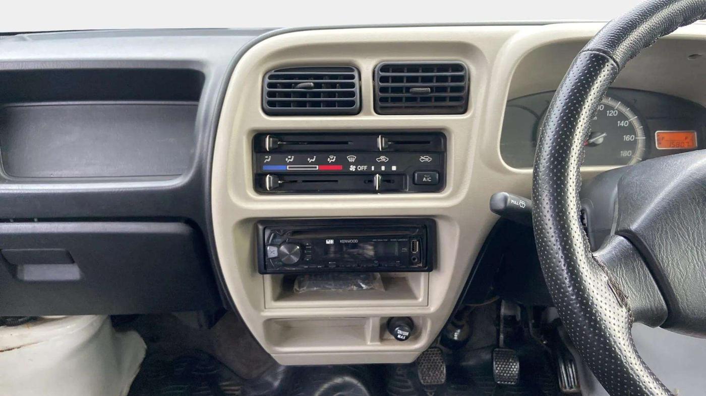 2018 Maruti Eeco 5 STR WITH A/C+HTR, Petrol, Manual, 32,318 km, Air Conditioner