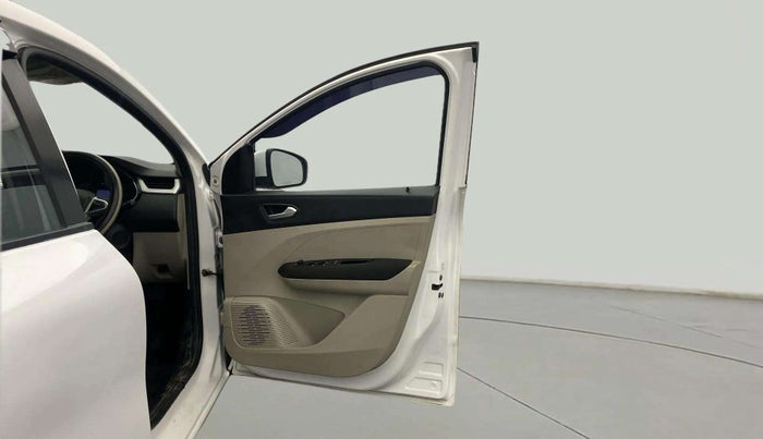 2020 Renault TRIBER RXZ, Petrol, Manual, 26,092 km, RHS Front Door