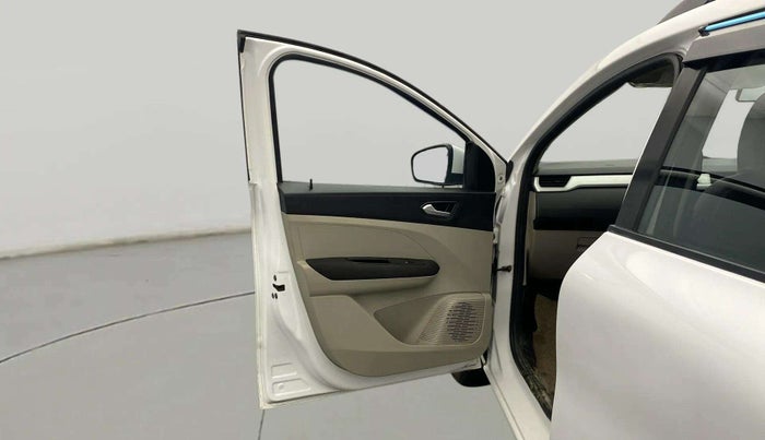 2020 Renault TRIBER RXZ, Petrol, Manual, 26,092 km, LHS Front Door