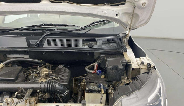 2020 Renault TRIBER RXZ, Petrol, Manual, 26,092 km, Engine View - Left