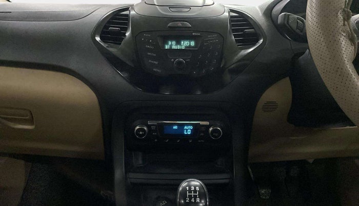 2015 Ford Figo Aspire TITANIUM 1.2 PETROL, Petrol, Manual, 65,690 km, Air Conditioner