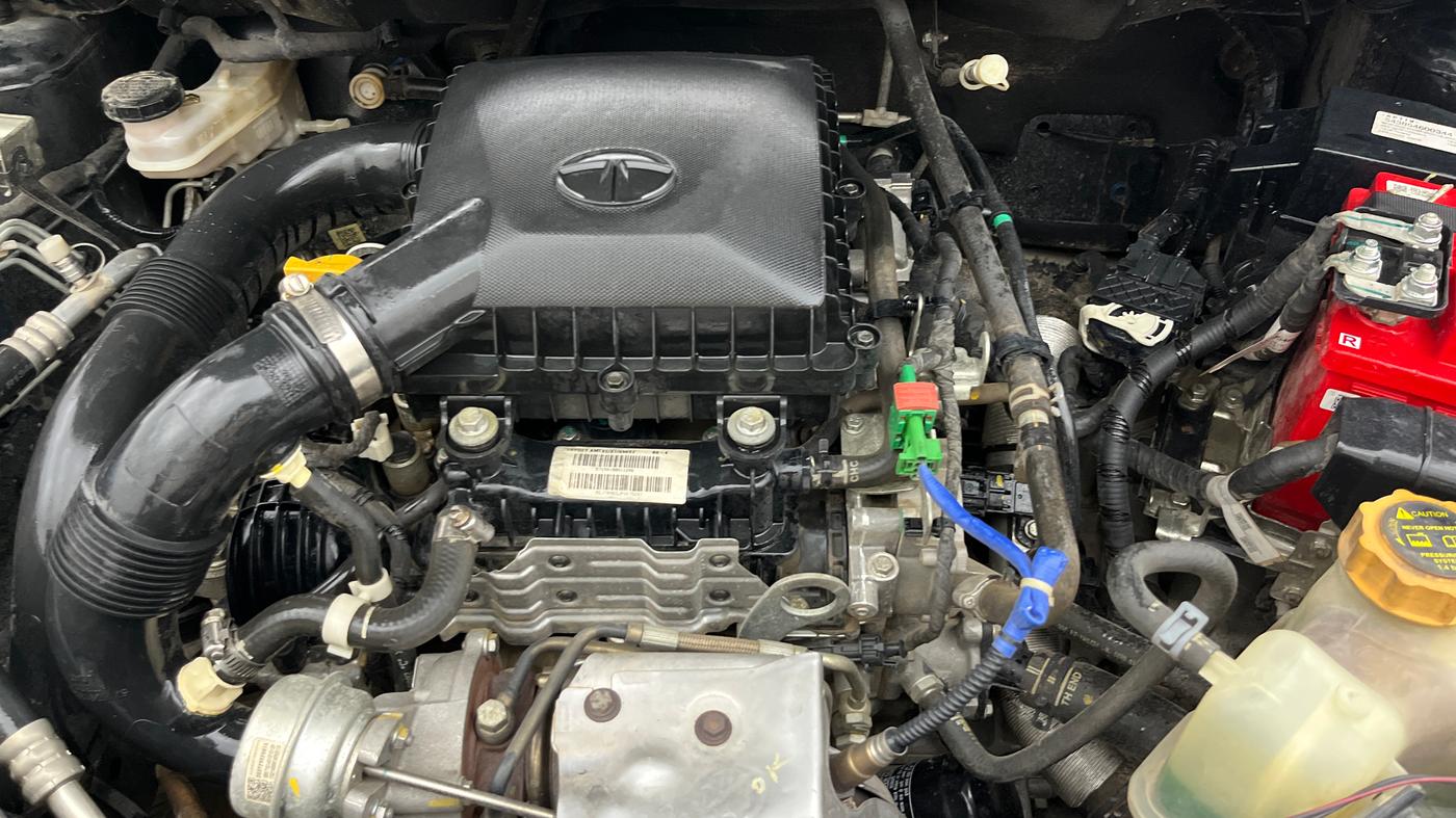 2019 Tata NEXON KRAZ PLUS AMT PETROL, Petrol, Automatic, 29,883 km, Engine View