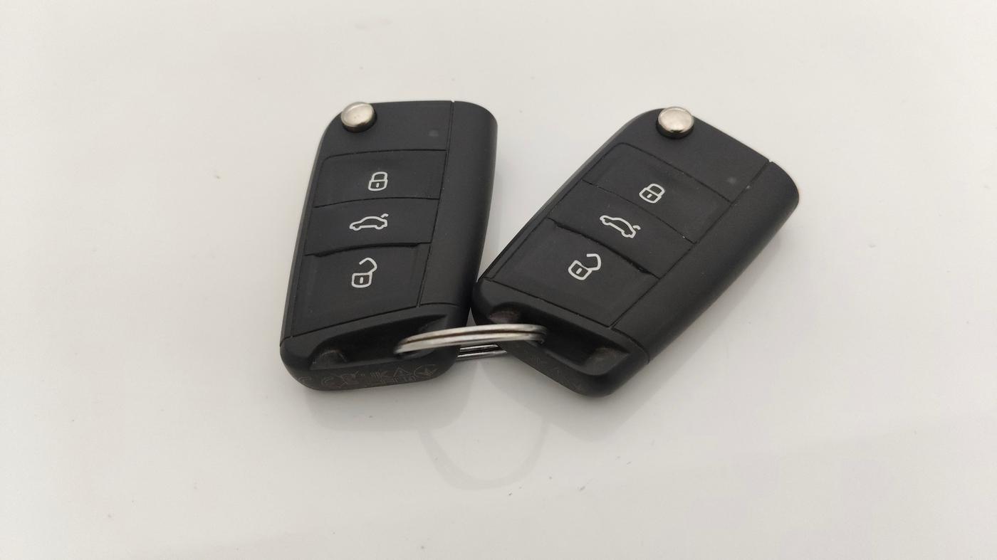 2023 Skoda KUSHAQ AMBITION 1.0L TSI MT, Petrol, Manual, 59,308 km, Key Close Up
