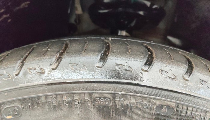 2023 Skoda KUSHAQ AMBITION 1.0L TSI MT, Petrol, Manual, 59,308 km, Right Front Tyre Tread