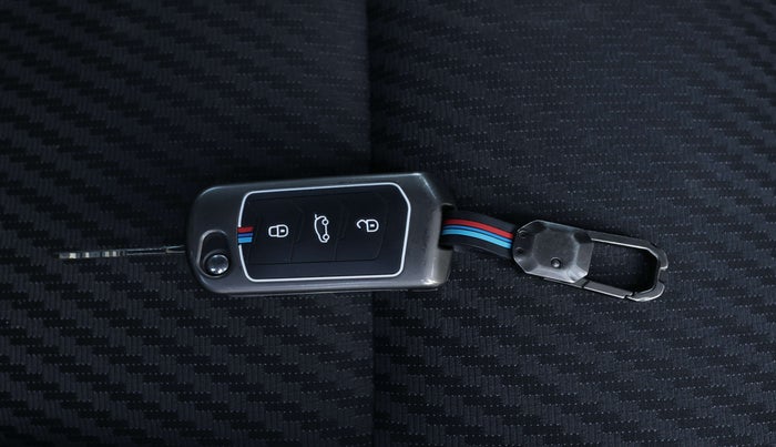 2023 Mahindra Thar LX D AT 4WD HT, Diesel, Automatic, 38,937 km, Key Close Up