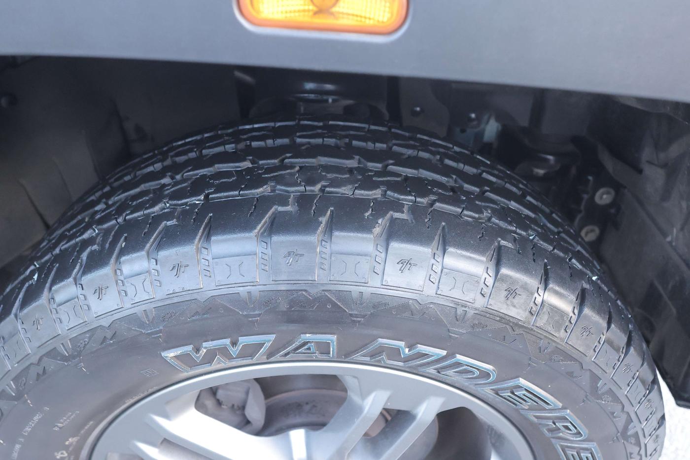 2023 Mahindra Thar LX D AT 4WD HT, Diesel, Automatic, 38,937 km, Right Front Tyre Tread