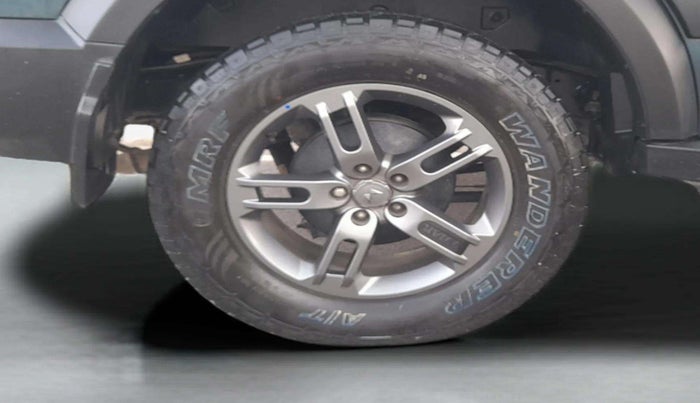 2023 Mahindra Thar LX D AT 4WD HT, Diesel, Automatic, 38,937 km, Right Rear Wheel