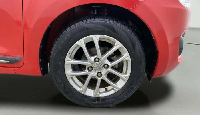 2018 Maruti Swift ZDI AMT, Diesel, Automatic, 69,740 km, Right Front Wheel