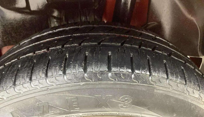 2018 Maruti Swift ZDI AMT, Diesel, Automatic, 69,740 km, Left Rear Tyre Tread