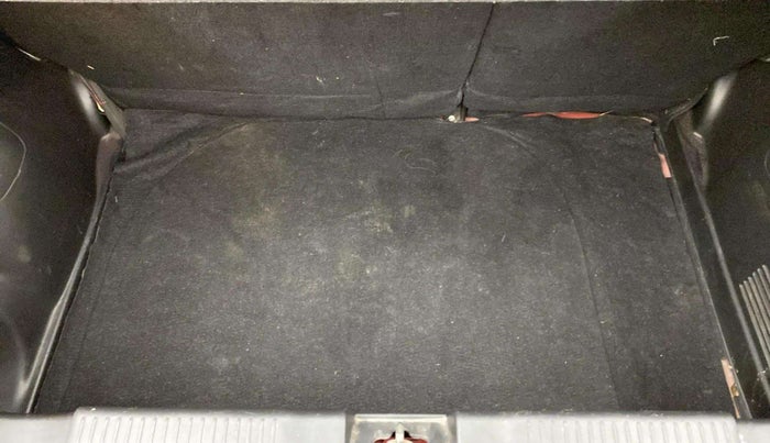 2018 Maruti Swift ZDI AMT, Diesel, Automatic, 69,740 km, Boot Inside