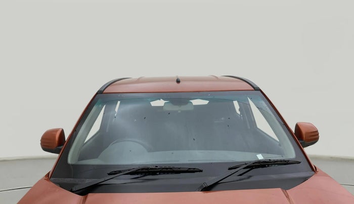 2018 Mahindra KUV 100 NXT K4+ P 6 STR, Petrol, Manual, 56,757 km, Front Windshield