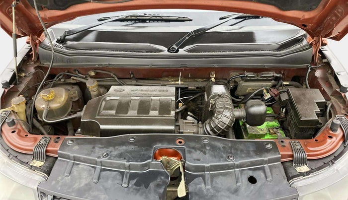2018 Mahindra KUV 100 NXT K4+ P 6 STR, Petrol, Manual, 56,757 km, Engine View