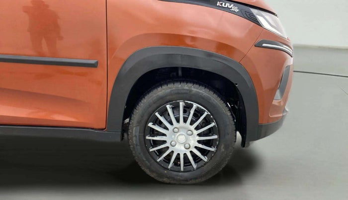 2018 Mahindra KUV 100 NXT K4+ P 6 STR, Petrol, Manual, 56,757 km, Right Front Wheel