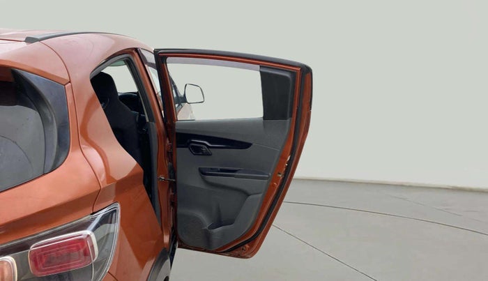 2018 Mahindra KUV 100 NXT K4+ P 6 STR, Petrol, Manual, 56,757 km, RHS Rear Door