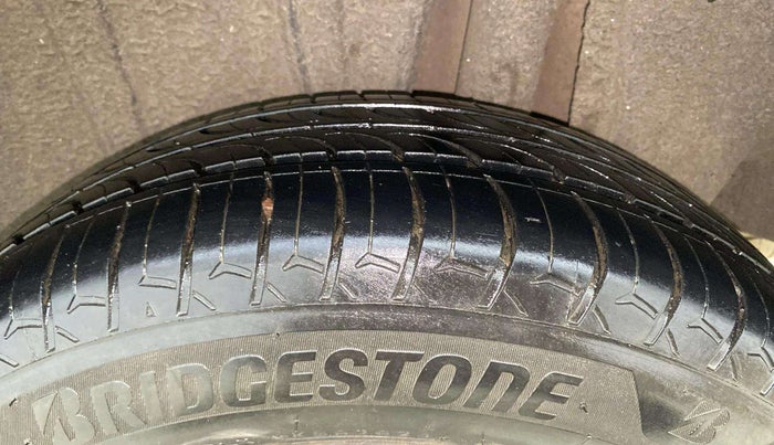 2022 Maruti XL6 ZETA AT, Petrol, Automatic, 63,025 km, Left Rear Tyre Tread