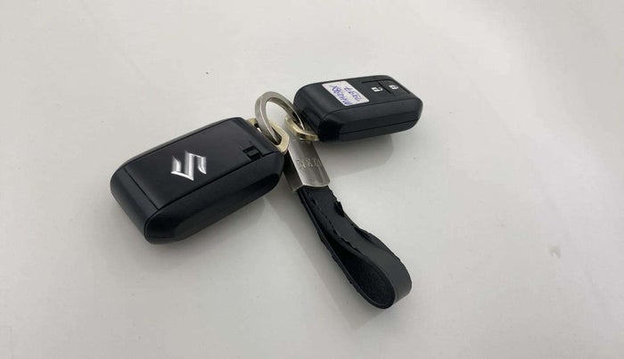 2022 Maruti XL6 ZETA AT, Petrol, Automatic, 63,025 km, Key Close Up