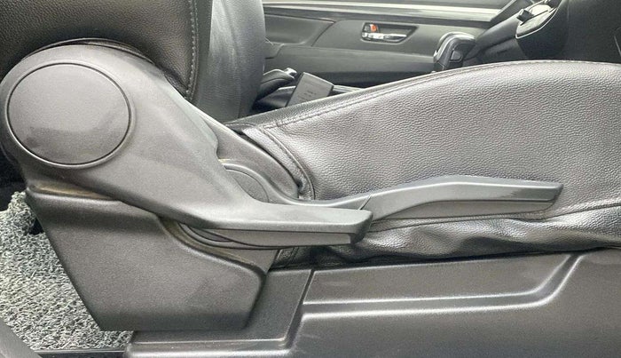 2022 Maruti XL6 ZETA AT, Petrol, Automatic, 63,025 km, Driver Side Adjustment Panel