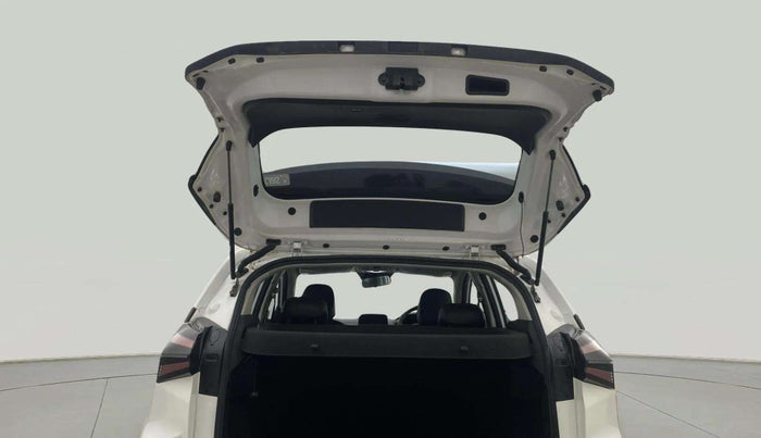 2024 Tata NEXON Smart Plus 1.2 Revotron 6 AMT, Petrol, Automatic, 6,439 km, Boot Door Open