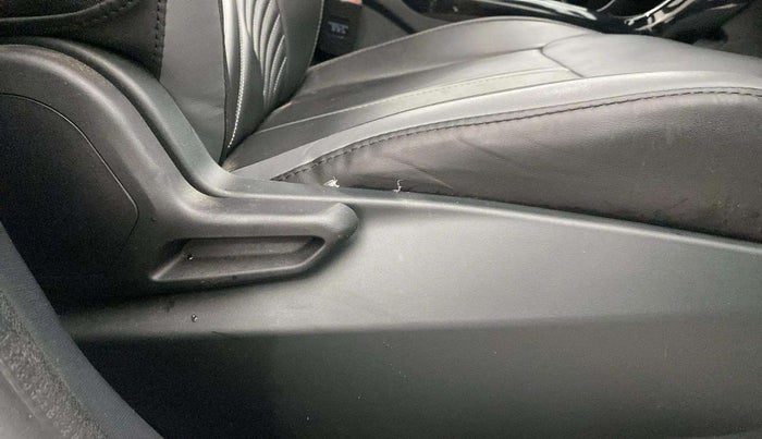 2024 Tata NEXON Smart Plus 1.2 Revotron 6 AMT, Petrol, Automatic, 6,439 km, Driver Side Adjustment Panel