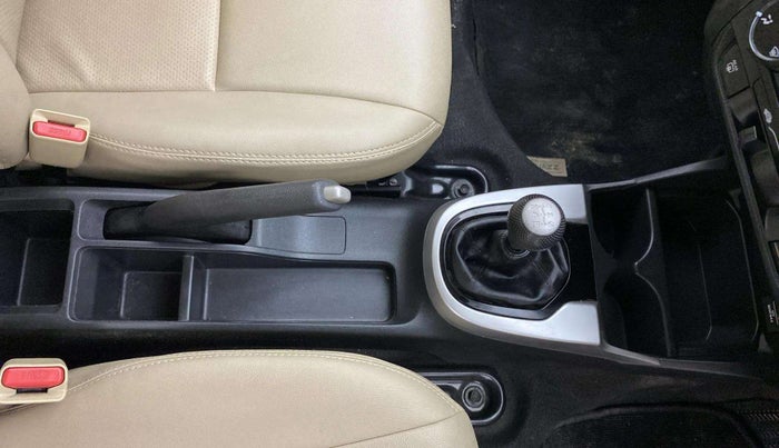 2017 Honda Jazz 1.2L I-VTEC SV, Petrol, Manual, 35,425 km, Gear Lever