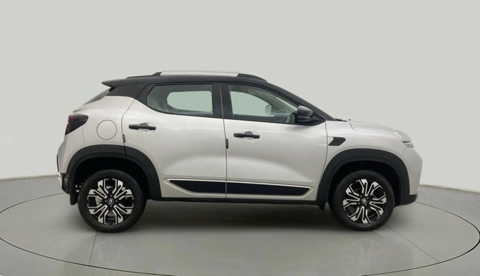 2023 Renault Kiger RXT (O) MT DUAL TONE, Petrol, Manual, 9,528 km, Right Side View