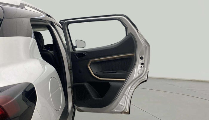 2023 Renault Kiger RXT (O) MT DUAL TONE, Petrol, Manual, 9,528 km, RHS Rear Door