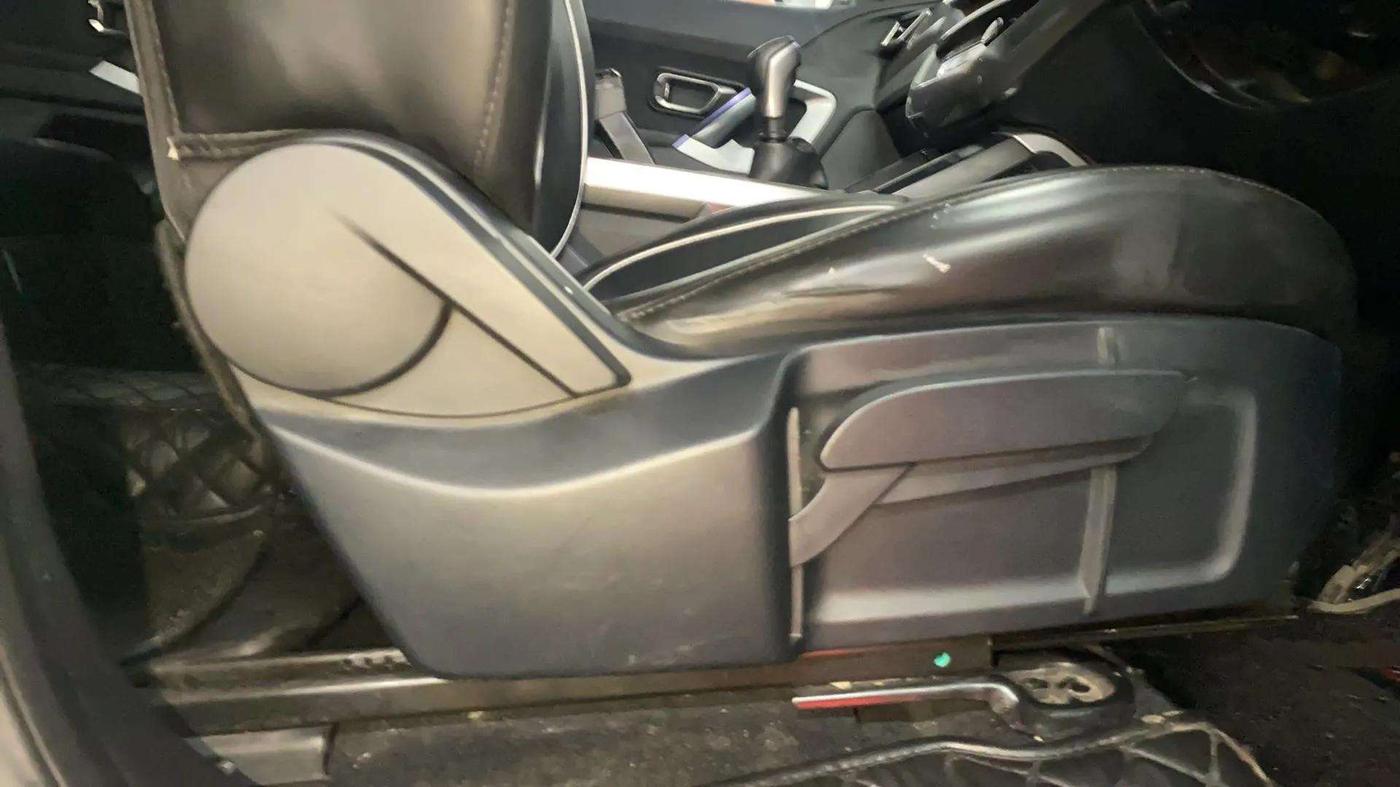 2020 Tata Harrier XT PLUS 2.0L KRYOTEC, Diesel, Manual, 91,185 km, Driver Side Adjustment Panel