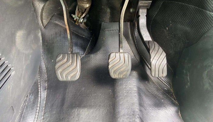 2021 Nissan MAGNITE XV MT, Petrol, Manual, 53,270 km, Pedals