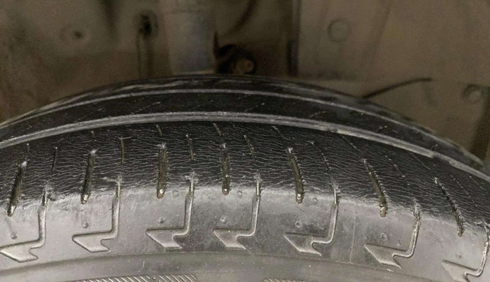 2019 Honda Amaze 1.2L I-VTEC S CVT, Petrol, Automatic, 37,943 km, Right Front Tyre Tread