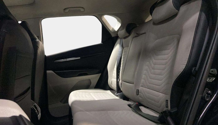 2020 KIA SONET HTX 1.0 IMT, Petrol, Manual, 64,207 km, Right Side Rear Door Cabin